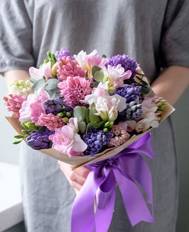 Бесплатная доставка цветов в Абинске